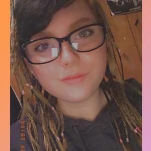 Meet your Posher, Rebekah